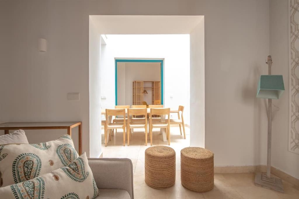 Alhondiga Center Private House By Valcambre